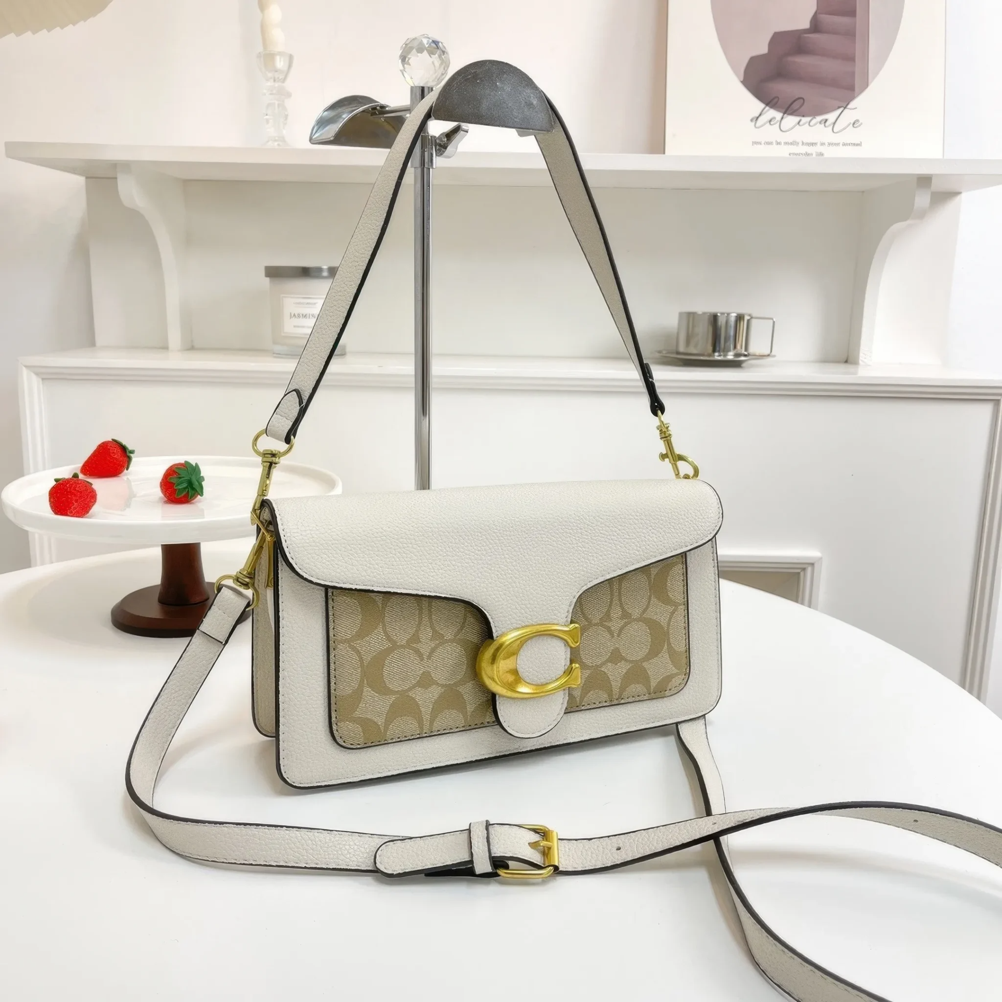 Bolsa Tabby Shoulder 26 Coach – Branco Monograma