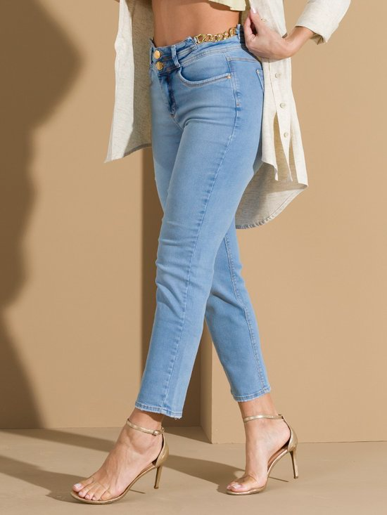Calça Feminina Jeans Cropped Corrente no Cós
