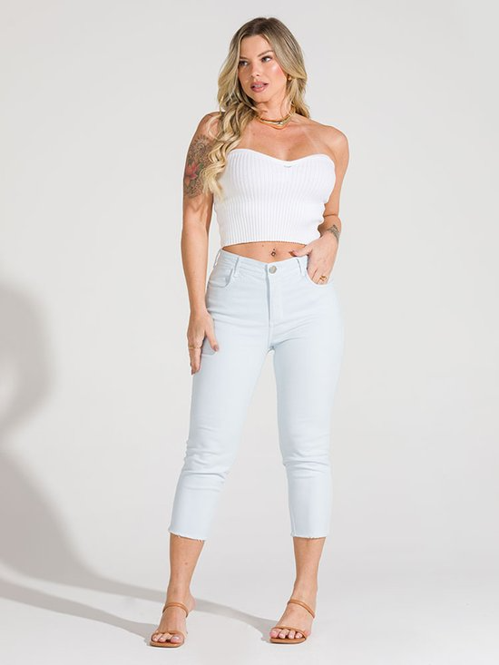Calça Feminina Jeans Capri Tri-blend Lycra Modeladora