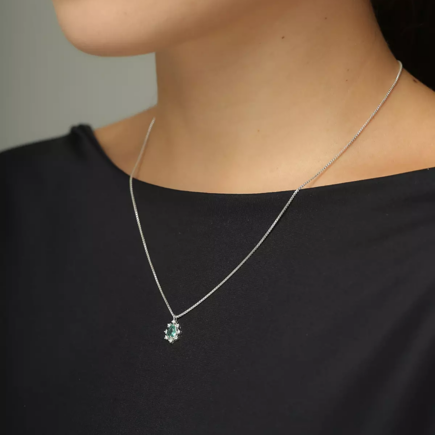 Conjunto Prata Veneza 925 Cristal Oval Cravejado (Banhado á Ouro Branco 14k)